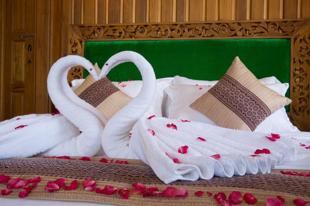 Mandalay Karaweik Mobile Hotel 部屋 写真